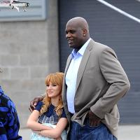 Bella Thorne et Shaquille O'Neal : Duo surprenant au milieu des mouettes