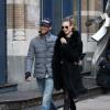 Adam Levine et sa fiancée, le top Behati Prinsloo, se promènent en amoureux dans les rues de New York. Le 14 novembre 2013