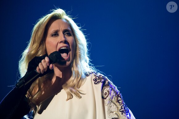Lara Fabian en concert au Théâtre du Châtelet, à Paris, le 16 novembre 2013.