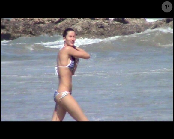 EXCLUSIF Gisele Bundchen à la plage au Costa Rica en 2007