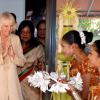 Camilla Parker Bowles lors de sa visite du centre Women in need à Colombo, le 16 novembre 2013