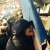 Leïla Bekhti, heureuse de la victoire de l'équipe de France face à l'Ukraine le 19 novembre au Stade de France.