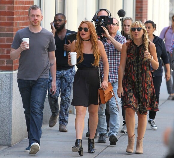 Lindsay Lohan, tout juste sortie de cure de désintoxication, en tournage de sa télé-réalité à New York, le 5 août 2013.