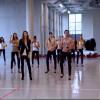 Les 33 Miss régionales s'entraînent pour le défilé en maillot de bain avant l'élection Miss France 2014