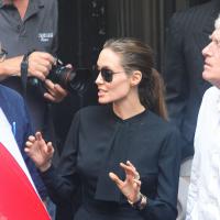 Angelina Jolie : Un look austère mais un visage illuminé par la passion