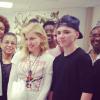 Madonna et Rocco en visite à l'hôpital universitaire de Mirebalais à Haïti, novembre 2013.
