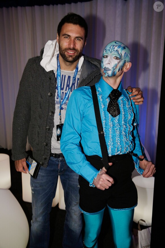 Salvatore Sirigu à la soirée One Drop Party pour le 'Cirque du Soleil' à Boulogne-Billancourt, le 28 novembre 2013.