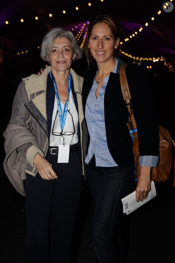 Claudie Haigneré et Maud Fontenoy à la soirée One Drop Party pour le 'Cirque du Soleil' à Boulogne-Billancourt, le 28 novembre 2013.