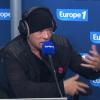 Le chanteur Pascal Obispo répond à Nikos Aliagas dans Les Incontournables sur Europe 1, le 30 novembre 2013.