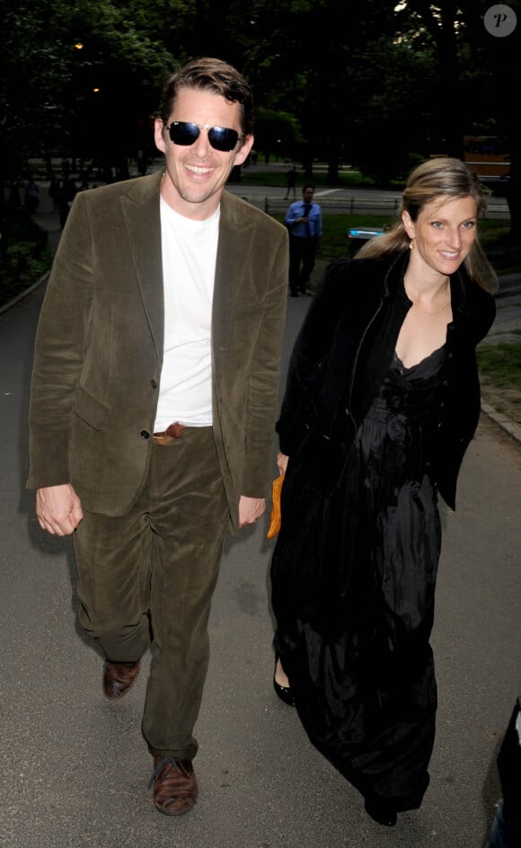 Ethan Hawke et sa femme Ryan à New York, le 19 juin 2012.