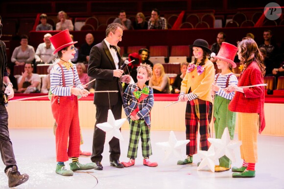 Exclusif - Stella Belmondo en clown lors du 52e Gala de l'Union des Artistes au Cirque d'hiver à Paris le 19 novembre 2013.