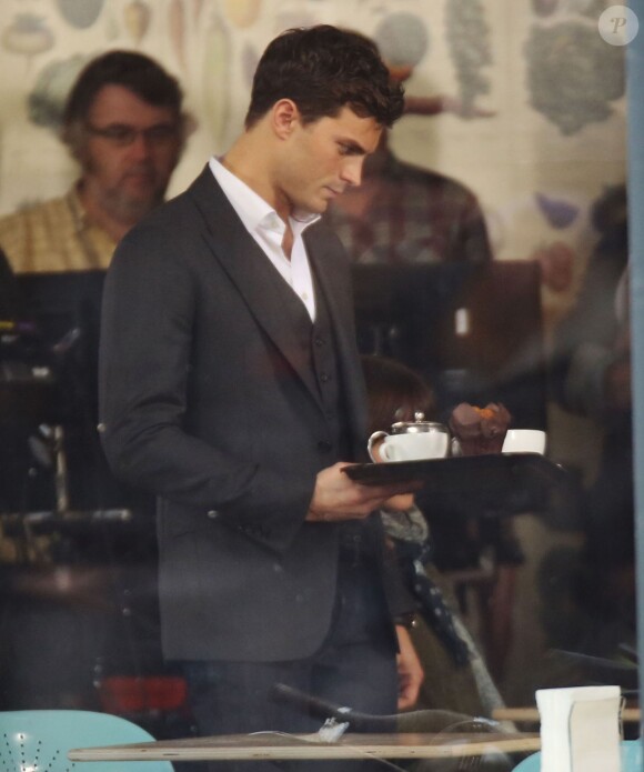 Jamie Dornan lors du tournage des premières scènes du film Fifty Shades Of Grey à Vancouver le 1er décembre 2013.