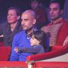 Josep Guardiola avec sa fille Valentina (5 ans) aux 20 ans de l'ONG Clowns Sans Frontières au Cirque Roncalli à Munich, le 2 décembre 2013.