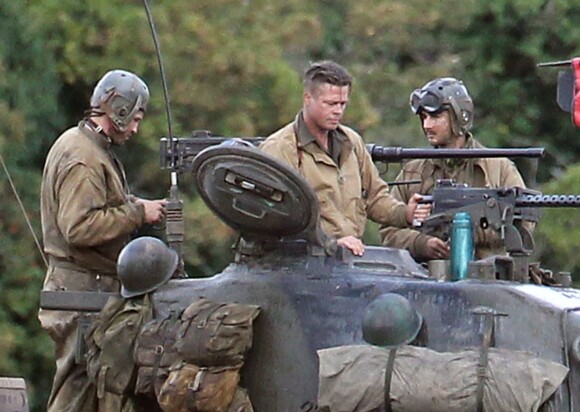 Brad Pitt sur le tournage de "Fury" au Royaume-Uni, dans le comté d'Oxfordshire le 4 octobre 2013