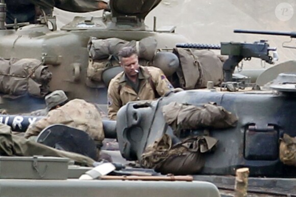 Brad Pitt sur le tournage de "Fury" au Royaume-Uni, dans le comté d'Oxfordshire le 30 septembre 2013
