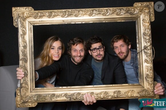 L'équipe de What Ze Teuf : Romain (Clément Aubert), Mickael (Artus), Julia (Sara Verhagen) et le réalisateur Benjamin