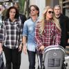 Tamara Ecclestone, son mari Jay Rutland, Petra Ecclestone, son mari James Stunt et sa fille Lavinia dans les rues de Beverly Hills, le 6 décembre 2013