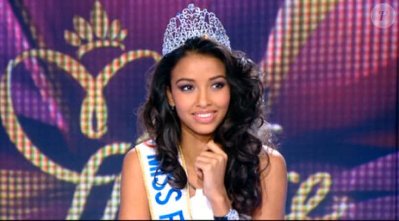 Flora Coquerel, Miss France 2014 : invitée du JT de 13 heures de TF1 le 9 décembre 2013