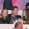 Bruce Springsteen, sa femme Patti Scialfa et sa fille Jessica, une famille unie lors de la dernière journée du Gucci Paris Masters 2013 à Villepinte, le 8 décembre 2013