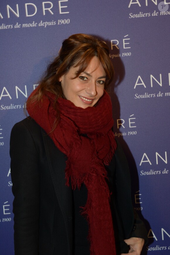 Shirley Bousquet à l'inauguration de la nouvelle boutique "André" à Paris, le 10 décembre 2013.
