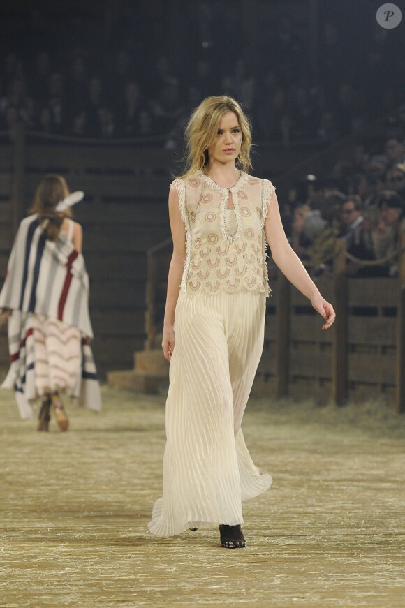 Défilé Chanel Paris-Dallas le 10 décembre 2013