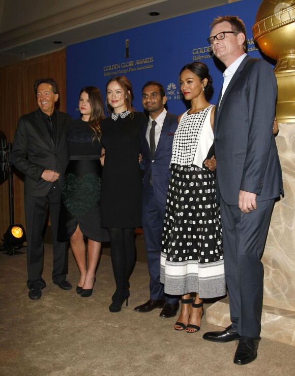 Zoe Saldana, Aziz Ansari, Olivia Wilde (enceinte), Sosie Bacon lors de l'annonce des nominations des Golden Globes au Beverly Hilton Hotel de Beverly Hills, le 12 décembre 2013.