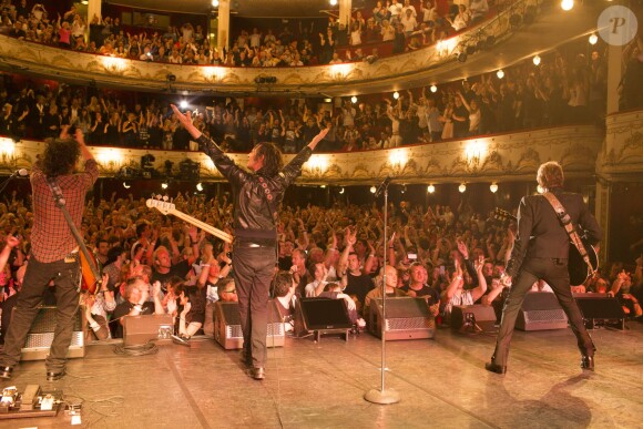 Johnny Hallyday en concert au Théâtre de Paris pour son 70e anniversaire à Paris, le 15 juin 2013.