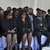 Les membres de la famille de l'ancien president sud-africain Nelson Mandela, y compris Makaziwe Mandela (droite) lors de ses funérailles à Qunu en Afrique du Sud le 15 décembre 2013.