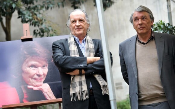 Jean-Christophe et Gilbert Mitterrand à l'inauguration du square "Danielle Mitterrand" au 20 rue de Bièvre à Paris le 8 mars 2013.