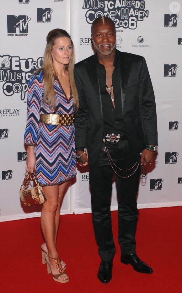 Djibril Cissé et son ex-épouse Jude Littler au MTV Europe Awards au Bella Center de Copenhague, le 2 novembre 2006