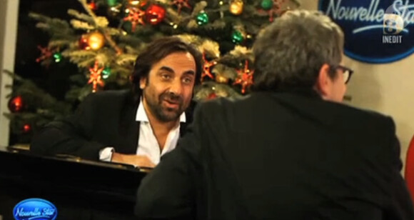 André Manoukian dans Nouvelle Star fête Noël, le 26 décembre 2013 sur D8.