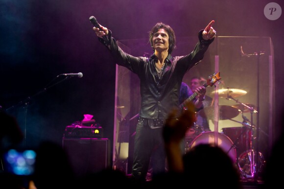 Exclusif - Le chanteur Jean-Luc Lahaye en concert à l'occasion de son 61e anniversaire, au Théâtre Dejazet à Paris, le 23 décembre 2013.