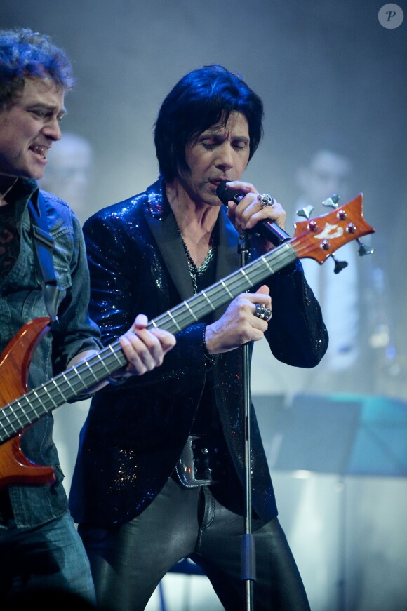 Exclusif - Le chanteur Jean-Luc Lahaye en concert à l'occasion de son 61e anniversaire, au Théâtre Dejazet à Paris, le 23 décembre 2013.