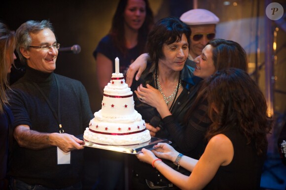 Exclusif - Laurent Petitguillaume, Jean-Luc Lahaye et ses filles Margaux et Gloria lors du concert de Jean-Luc Lahaye à l'occasion de son 61e anniversaire, au Théâtre Dejazet à Paris, le 23 décembre 2013.