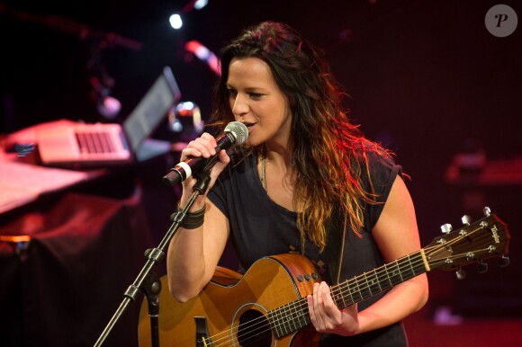 Exclusif - Aude Henneville de The Voice lors du concert de Jean-Luc Lahaye à l'occasion de son 61e anniversaire, au Théâtre Dejazet à Paris, le 23 décembre 2013.