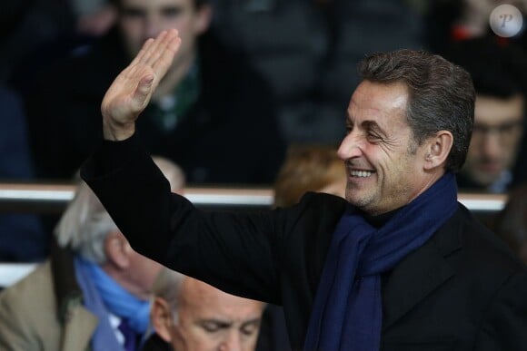 Nicolas Sarkozy lors du match de football PSG contre Lille au Parc des Princes à Paris, le 22 décembre 2013.