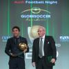 Deco à l'honneur lors de la cérémonie des Global Soccer de la 8e édition de la Dubai International Sports Conference à Dubaï, le 28 décembre 2013