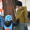 Gwen Stefani, enceinte, et son fils Zuma en vacances dans la station de ski de Mammoth en Californie. Le 31 décembre 2013.