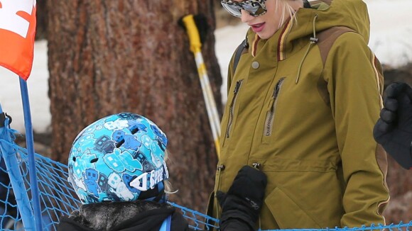 Gwen Stefani : Enceinte et en famille au ski, comme son ami Seal