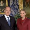 Le prince Albert II de Monaco et la princesse Charlene ont présenté leurs voeux pour l'année 2014 aux Monégasques dans un message vidéo enregistré au palais princier. La princesse Charlene a prononcé quelques mots en français pour conclure.