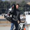 Exclusif - Daniel Moder - Julia Roberts et son mari Daniel Moder montent à bord d'un jet privé avec leurs enfants Phinnaeus, Hazel et Henry à Los Angeles, le 23 décembre 2013.