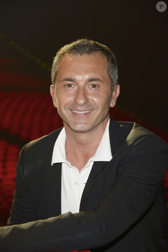 Exclusif - Christophe Clapier, l'attaché de presse du spectacle "Robin des Bois" pose lors de la dernière représentation au Palais des Congrès à Paris, le 5 janvier 2014.
