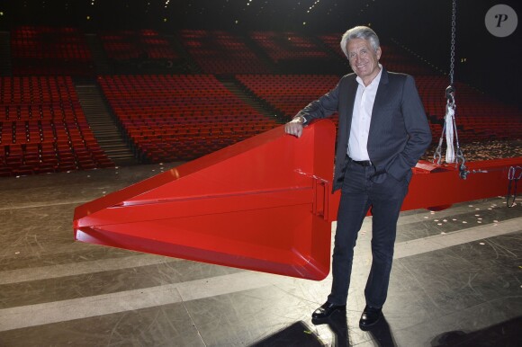Exclusif - Gilbert Coullier, co-producteur du spectacle "Robin des Bois" pose lors de la dernière représentation au Palais des Congrès à Paris, le 5 janvier 2014.