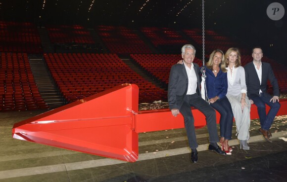 Exclusif - Nicole et Gilbert Coullier, Eleonore de Galard et Roberto Ciurleo les co-producteurs du spectacle "Robin des Bois" posent lors de la dernière représentation au Palais des Congrès à Paris, le 5 janvier 2014.
