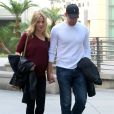 Emily Blunt, enceinte, et son mari John Krasinski à Los Angeles le 4 janvier 2014