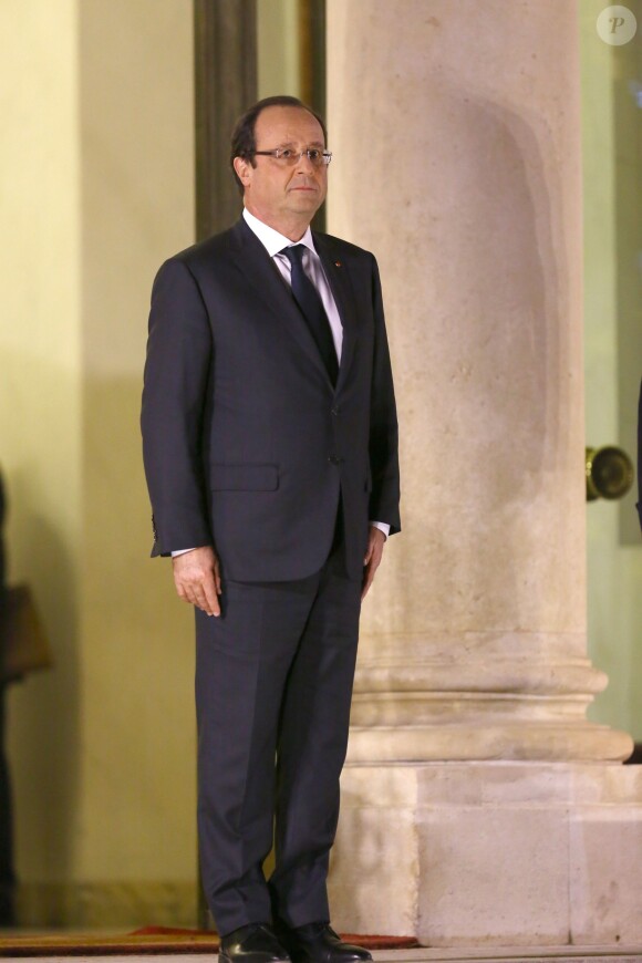 Francois Hollande reçoit la chancelière allemande Angela Merkel au Palais de l'Élysée a Paris, le 18 décembre 2013.
