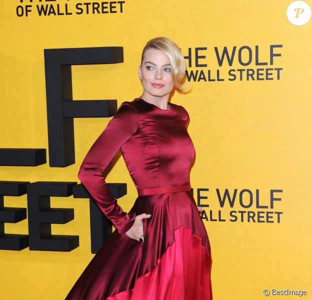 Margot Robbie lors de la première du film Le loup de Wall Street au Odeon Leicester Square à Londres, le 9 janvier 2014.