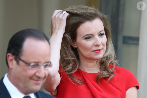François Hollande et Valérie Trierweiler à Paris, le 7 mai 2013.