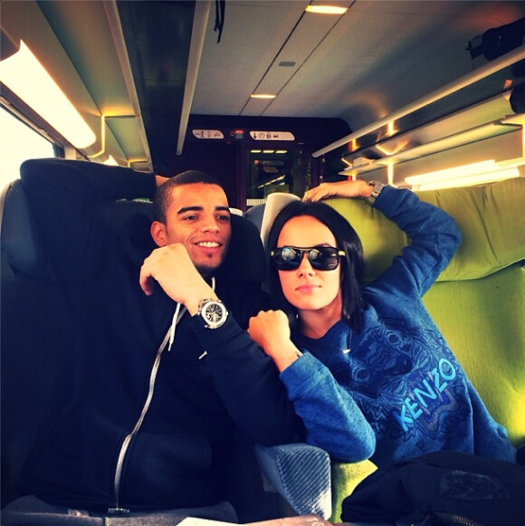 Brahim Zaibat et Alizée en route vers Nantes pour la tournée Danse avec les stars, le 11 janvier 2014.