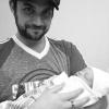 Bradon Barish et la petite Harper, née le 7 janvier 2014.